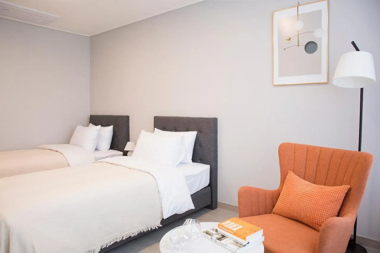 Celebstay Songdo Halla Western Park Yeonsu
