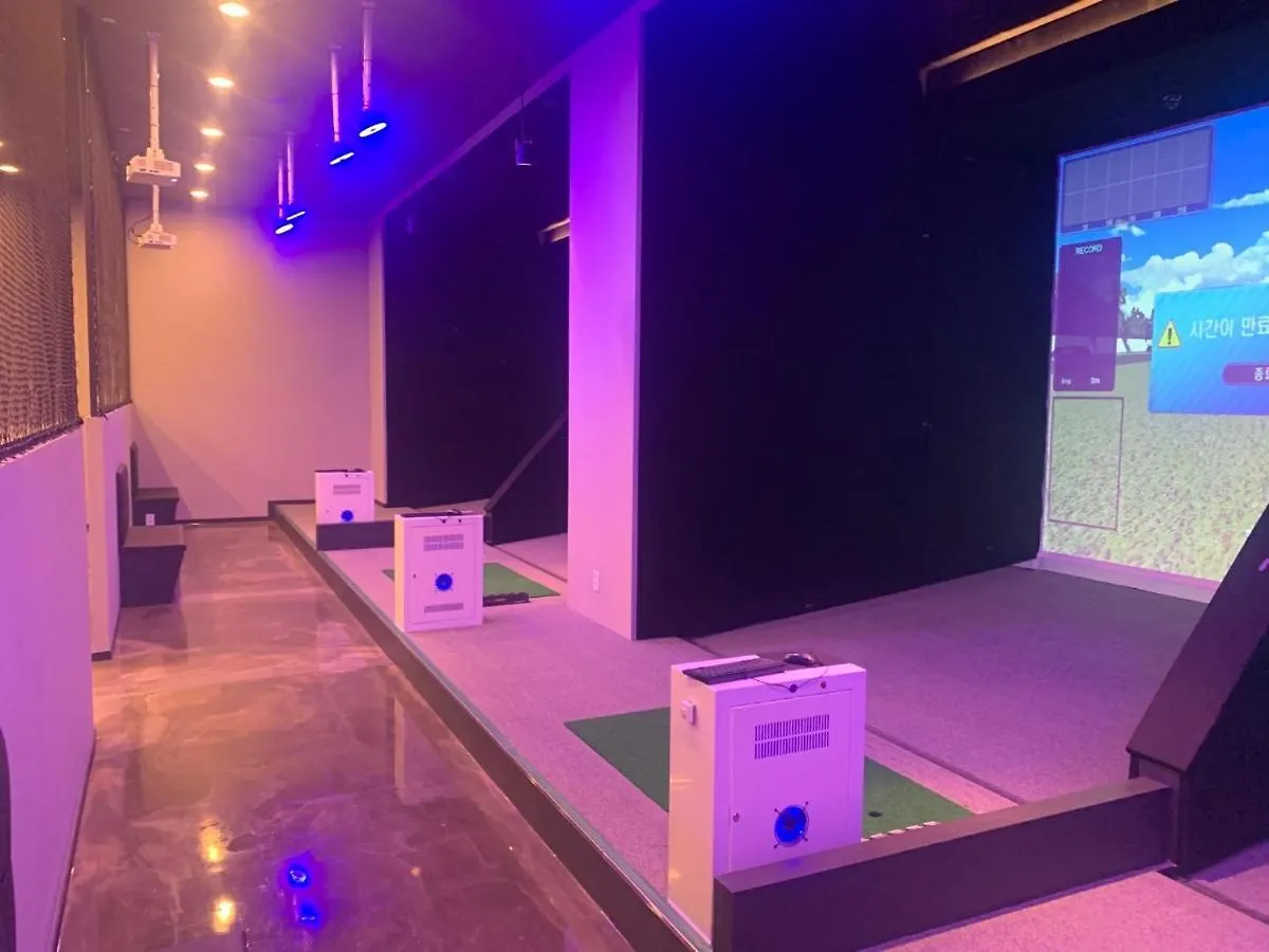 Aparthotel Celebstay Songdo Halla Western Park Yeonsu