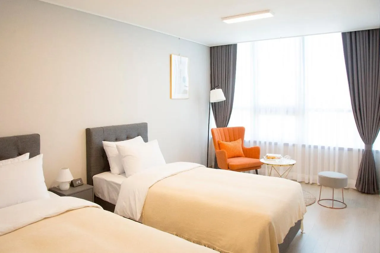 아파트호텔 Celebstay Songdo Halla Western Park Yeonsu